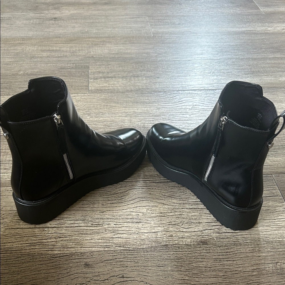 H&M Glossy Black Ankle Booties - Picture 6 of 9